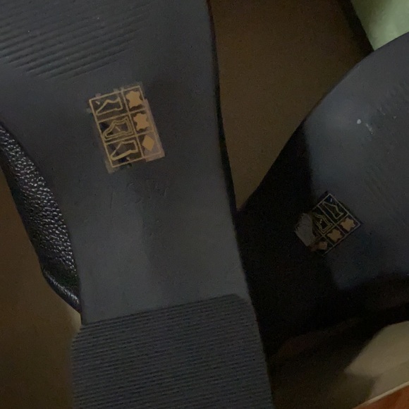 ASRA Jammie toe post sandals in black leather - Picture 4 of 4